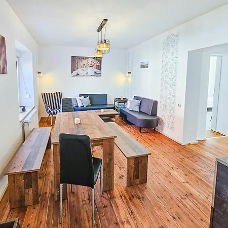 De Luett Doerpkieker Am Torgelower *